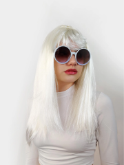 Beyaz Renk Uzun Düz Parti Peruğu