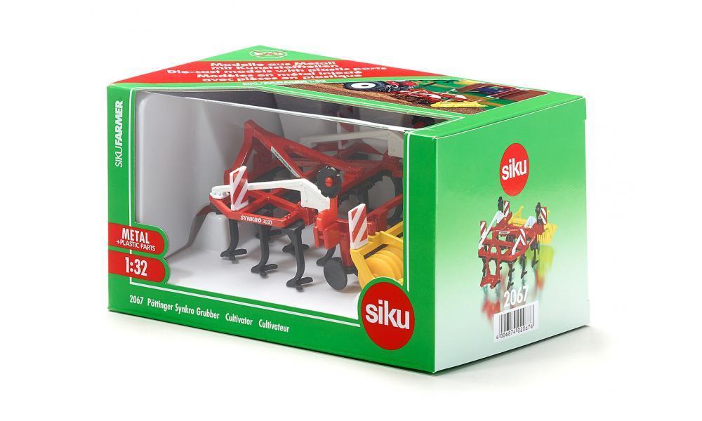 Farmer Model Toprak Sürme Kultivatörü 1:32 N:2067