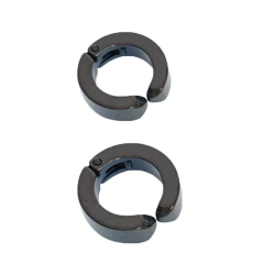 Erkek Küpesi - 2 Adet Siyah Çelik Kıstırmalı Küpe Paslanmaz Atmaz Çelik Siyah Küpe