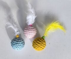 Renkli Jut Örgü Kedi Oyun Topu Çeşitli Renklerde 5 cm