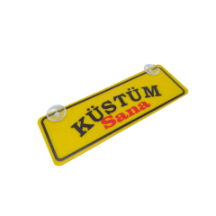 Küstüm Sana Yazılı Sarı Dekor Plaka Vantuzlu Cam Süsü 22x7.5cm KS2