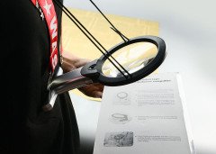 Boyuna Asılabilir Işıklı Büyüteç