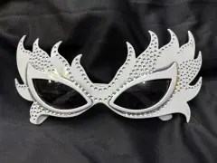 Taşlı Beyaz Alev Parti Gözlüğü