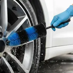 Ergonomik Saplı Jant Ve Lastik Temizleme Fırçası