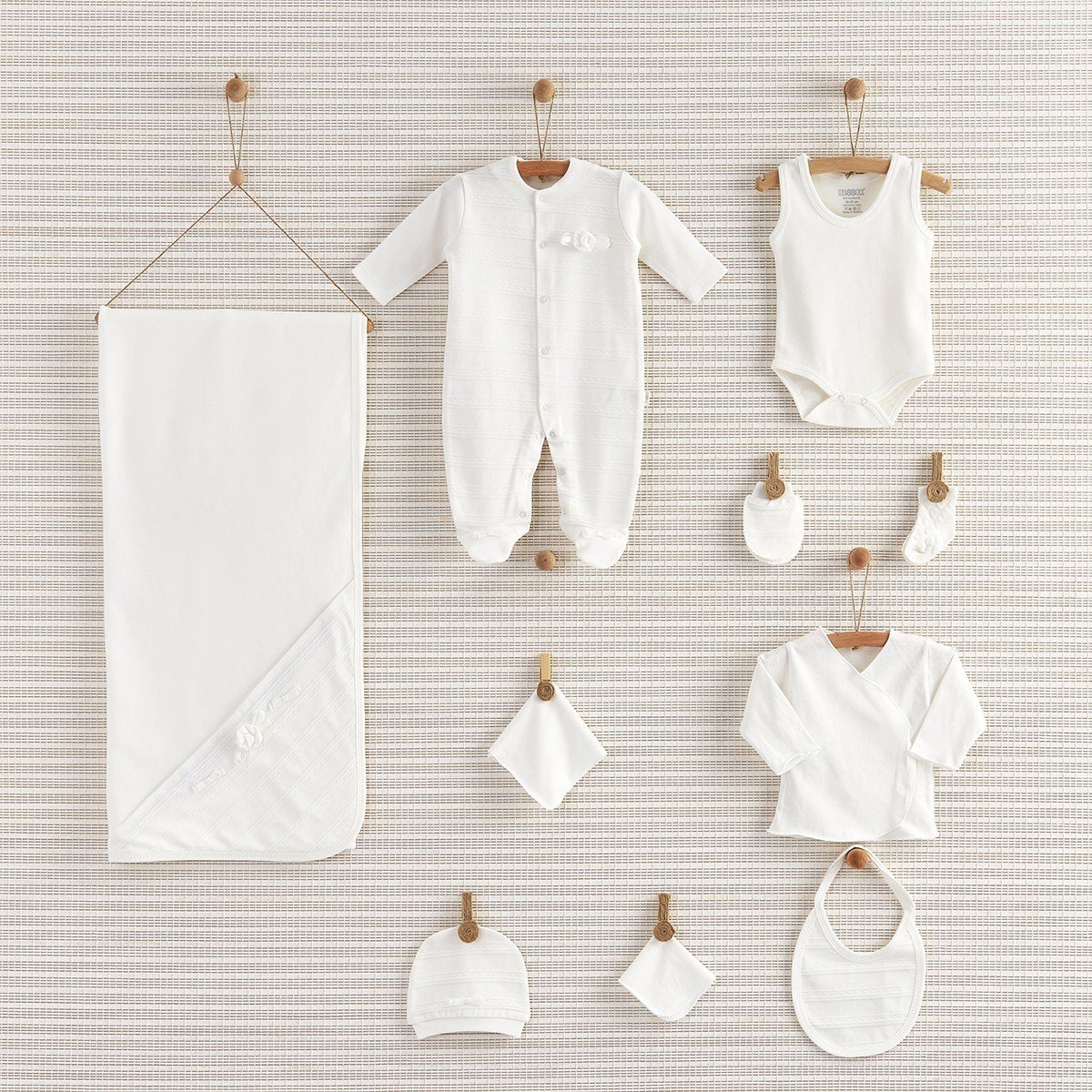 Bebbek 10'lu Hastane Çıkışı - Design Girl Çiçekli Beyaz