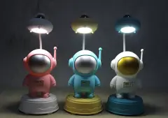 Astronot Masa Lambası