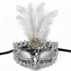 Lüks Gümüş Tüylü Taşlı Balo Maskesi