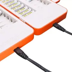 Beston C9032w 40 Adet Kalem Pil + İnce Pil Şarj Edebilir Çantalı Pil Şarj Cihazı
