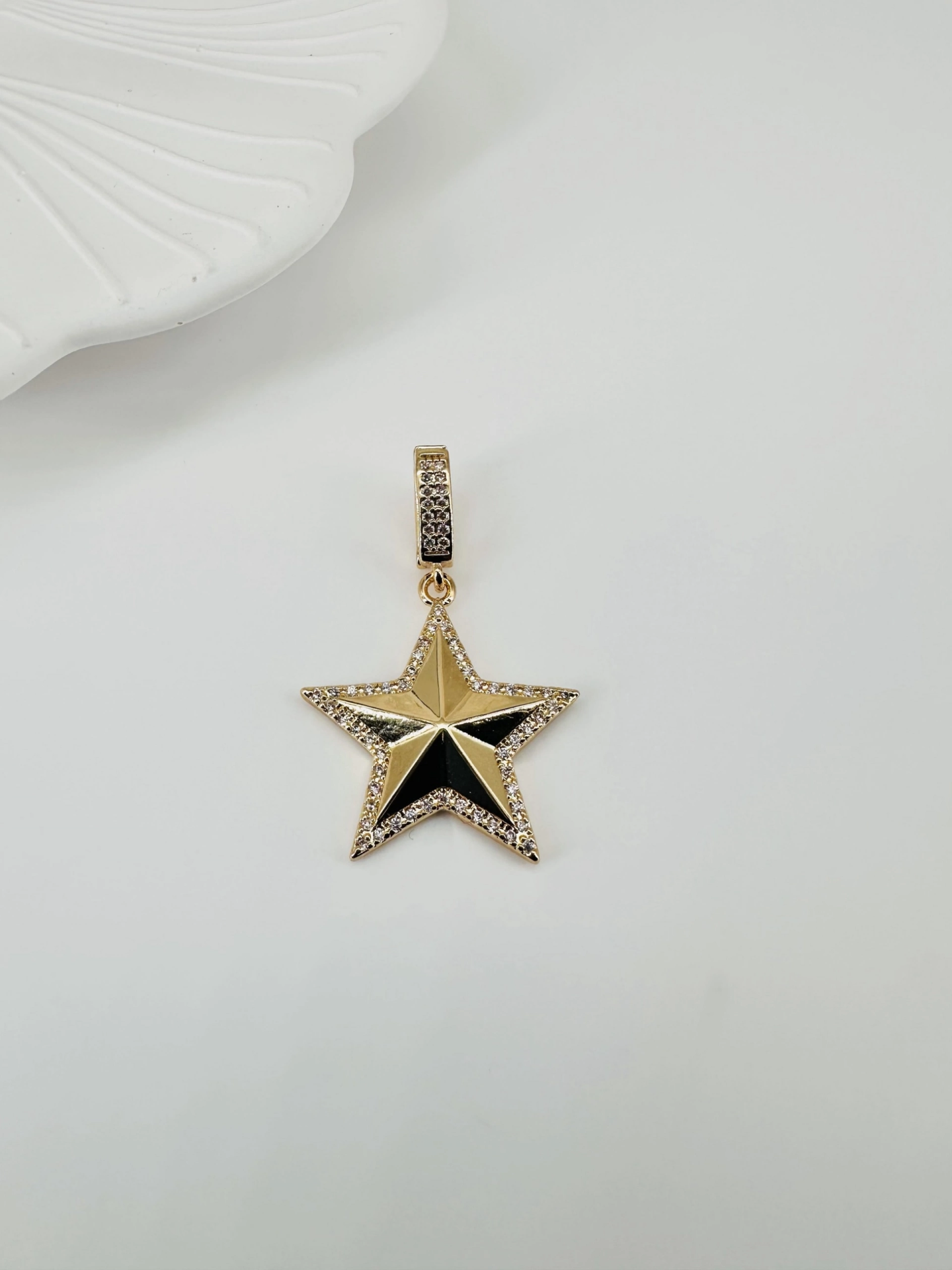 Ajda Charm