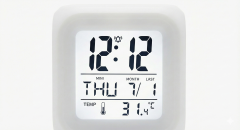 Renk Değiştiren Küp Saat