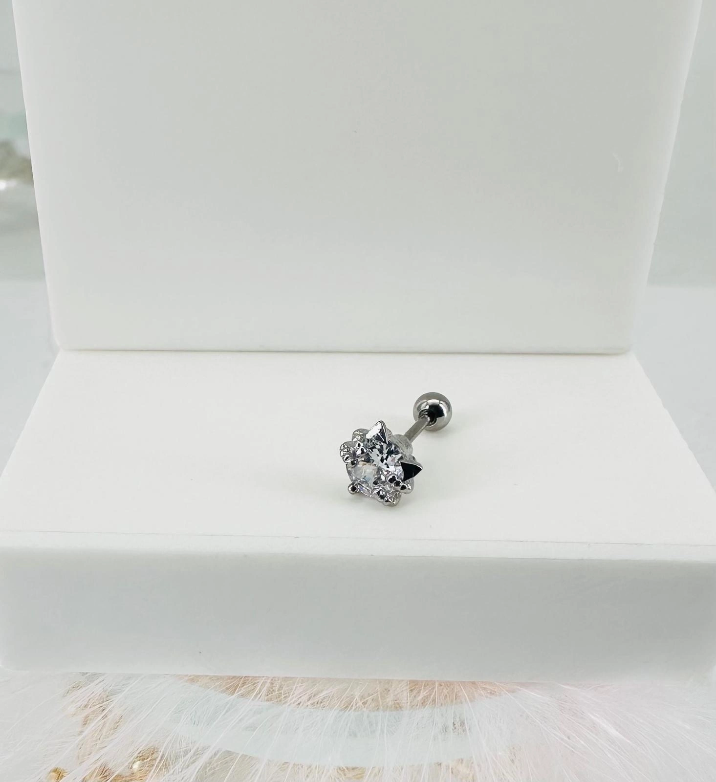 Tragus Kıkırdak Küpesi
