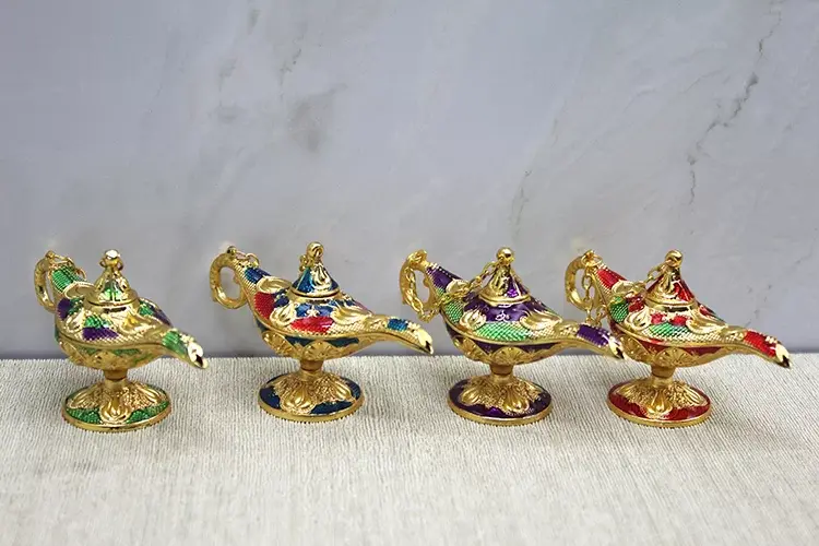 Mineli Metal Alaaddin Lambası Model 1