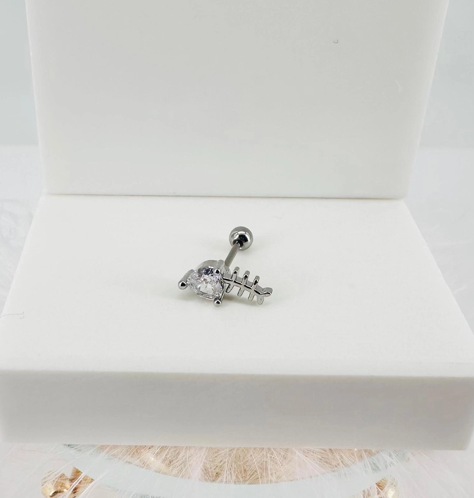 Tragus Kıkırdak Küpesi