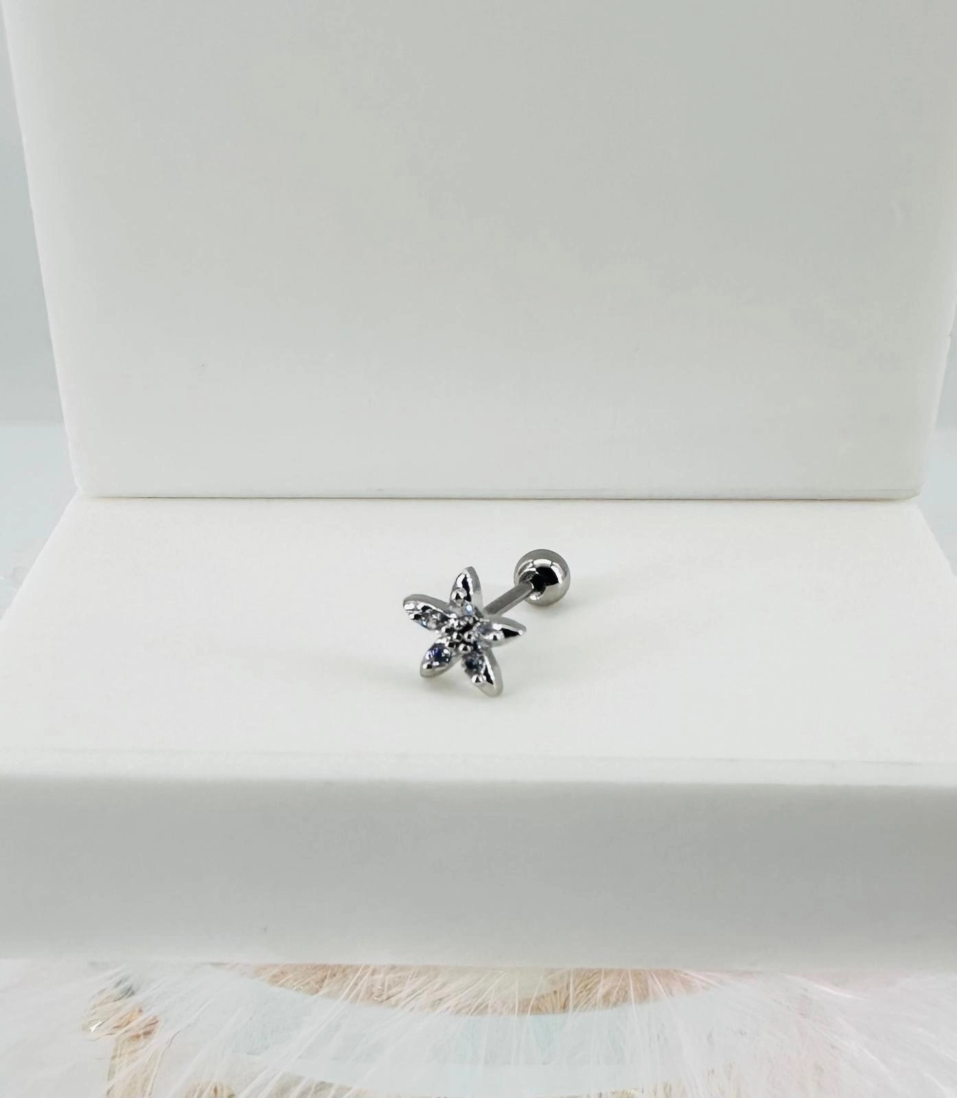 Tragus Kıkırdak Küpesi