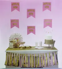 Hoşgeldin Kızım Yazılı Flama Süs Pembe Üzeri Altın Renk