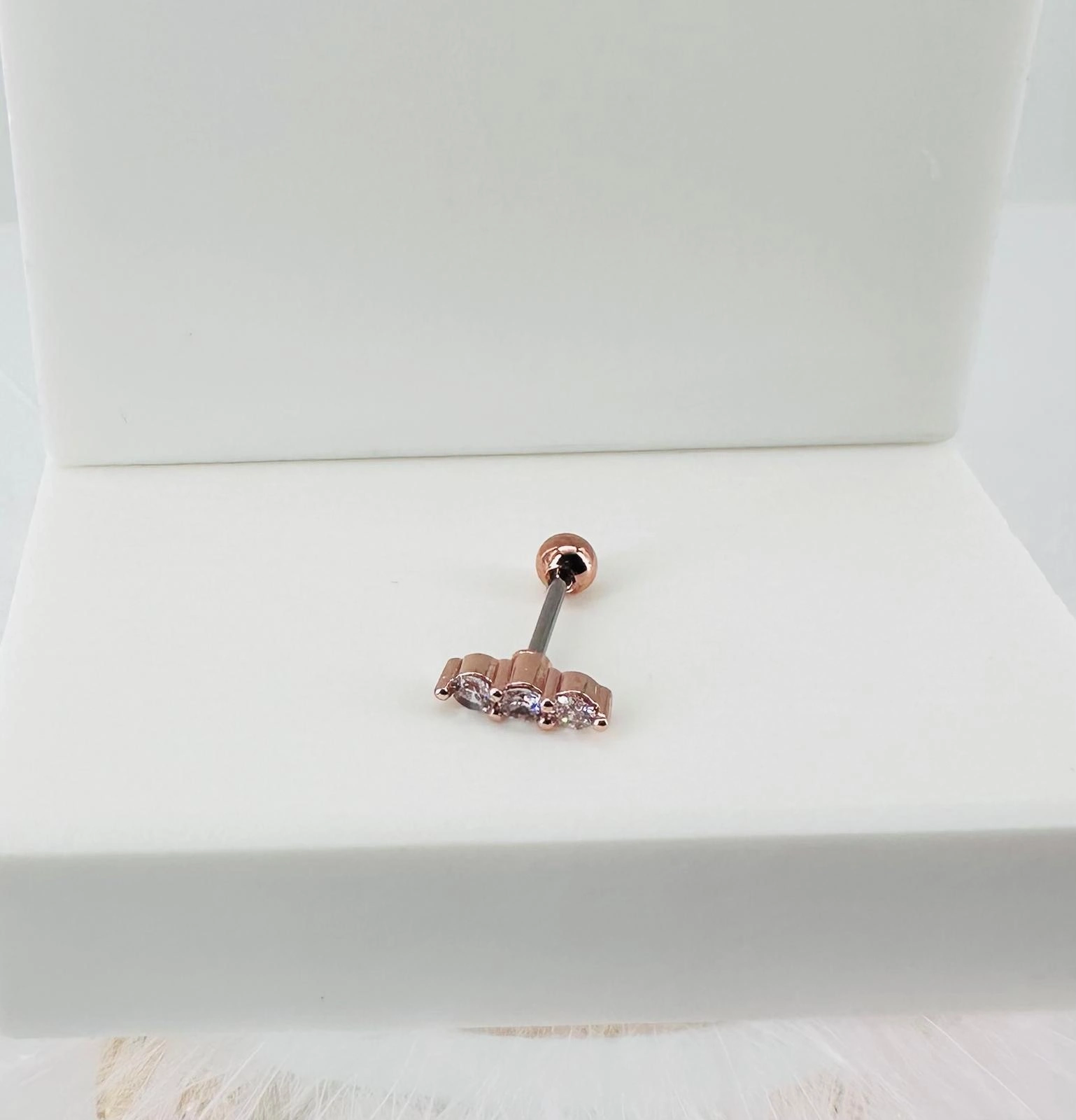 Tragus Kıkırdak Küpesi