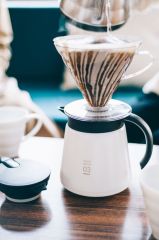 Hario V60 03 Yalıtımlı Paslanmaz Servis Sürahisi Beyaz (800)