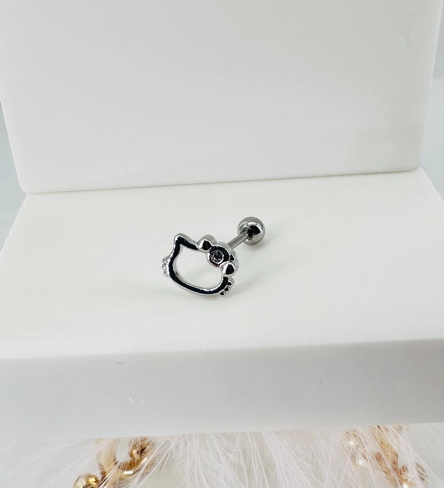 Tragus Kıkırdak Küpesi
