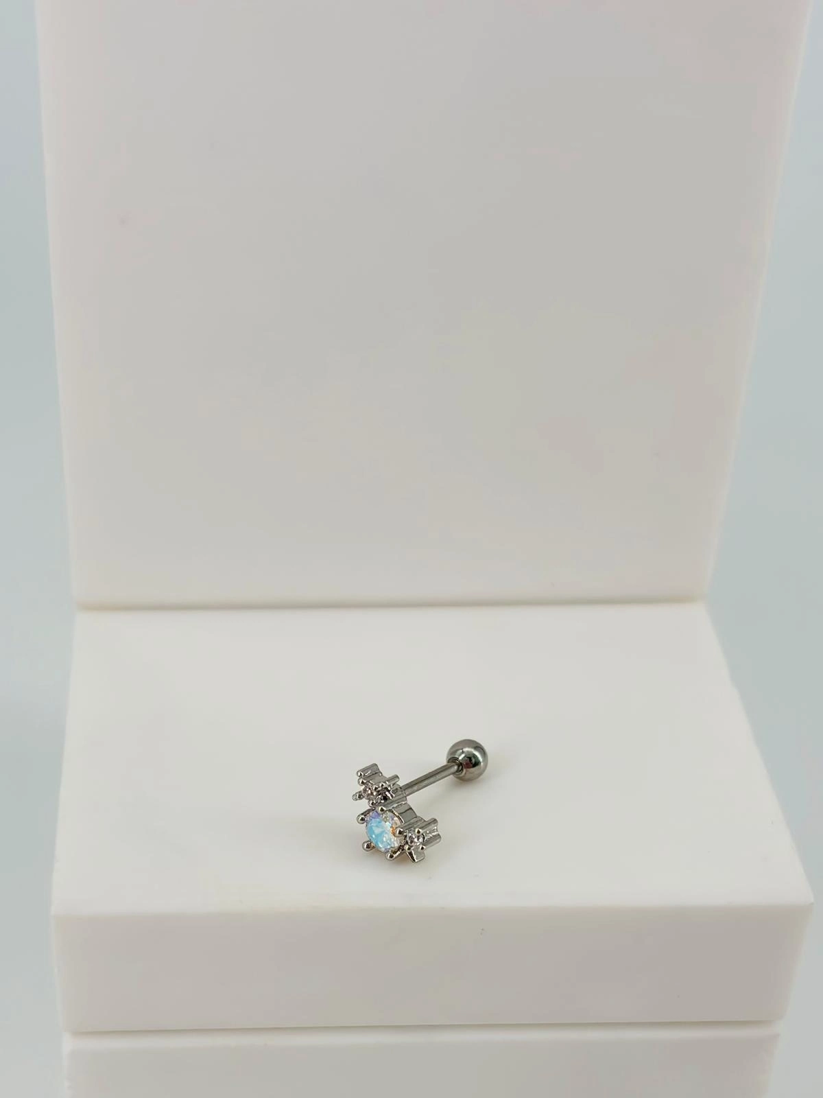 Tragus Kıkırdak Küpesi