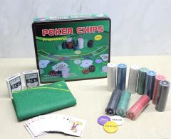 Metal Kutulu 500 Chip Ve 2 Adet İskambil  Kağit Setine Sahip Poker Oyunu Alk3540