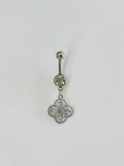 Çiçek Detaylı Göbek Piercing