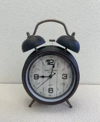 Metal Çalar Saat Model 2