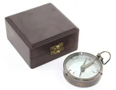 Ahşap Kutulu Pirinç Pusula Model 10