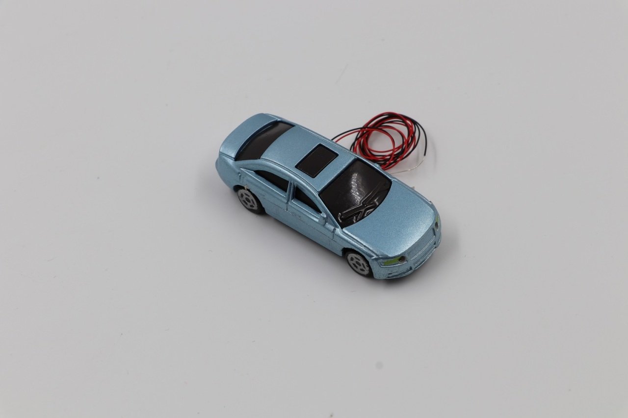 Maket Elektrikli Araba - 1/100 - 9V