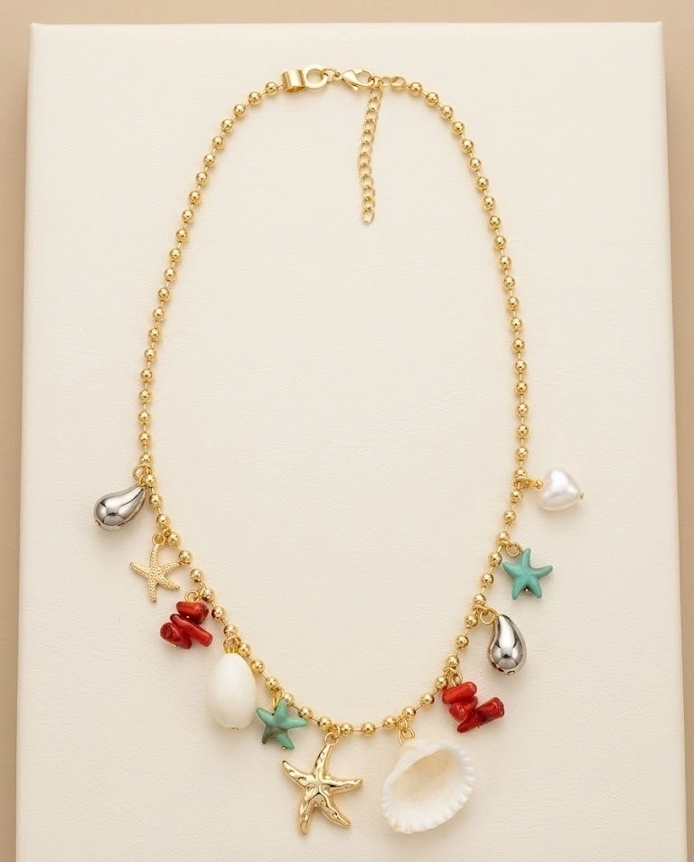 Deniz Kabuklu & Yıldız Figürlü Gold Charm Kolye