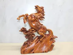 Polyester Şahlanmış At Figürü