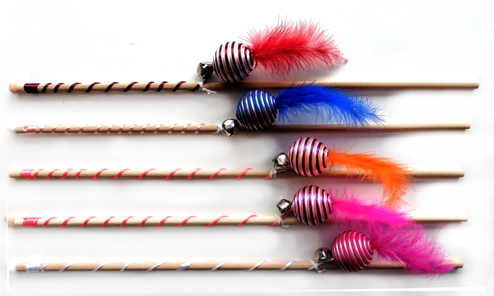 Tüylü Kedi Otlu Çanlı Kedi Olta Oyuncak 50 cm 1 Adet