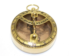 Pirinç Güneş Saati Ve Pusula Modeli 7830