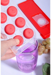 Kapaklı Buz Kalıbı Yapışmaz - Bas Parmak Kolay Çıkar