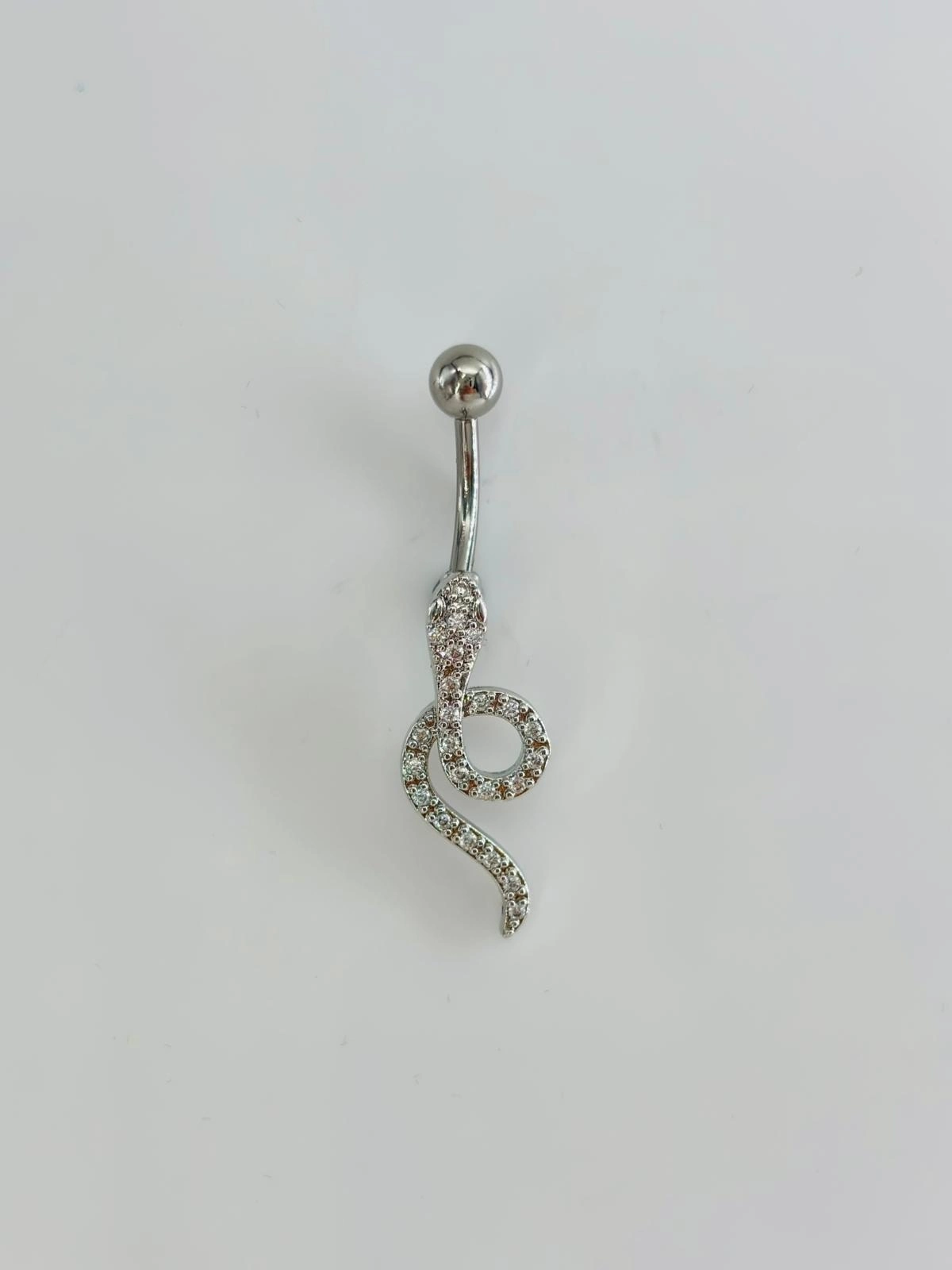 Yılan Detaylı Göbek Piercing