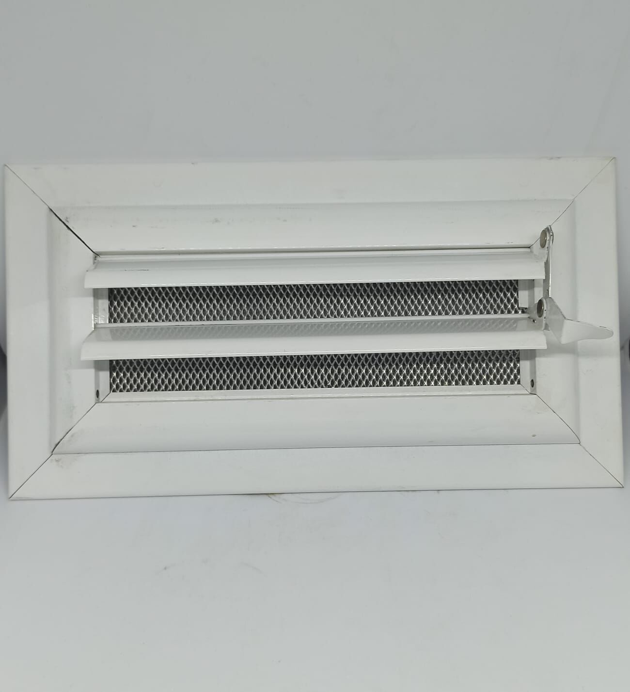 Alüminyum Menfez 18 x 33 cm Beyaz