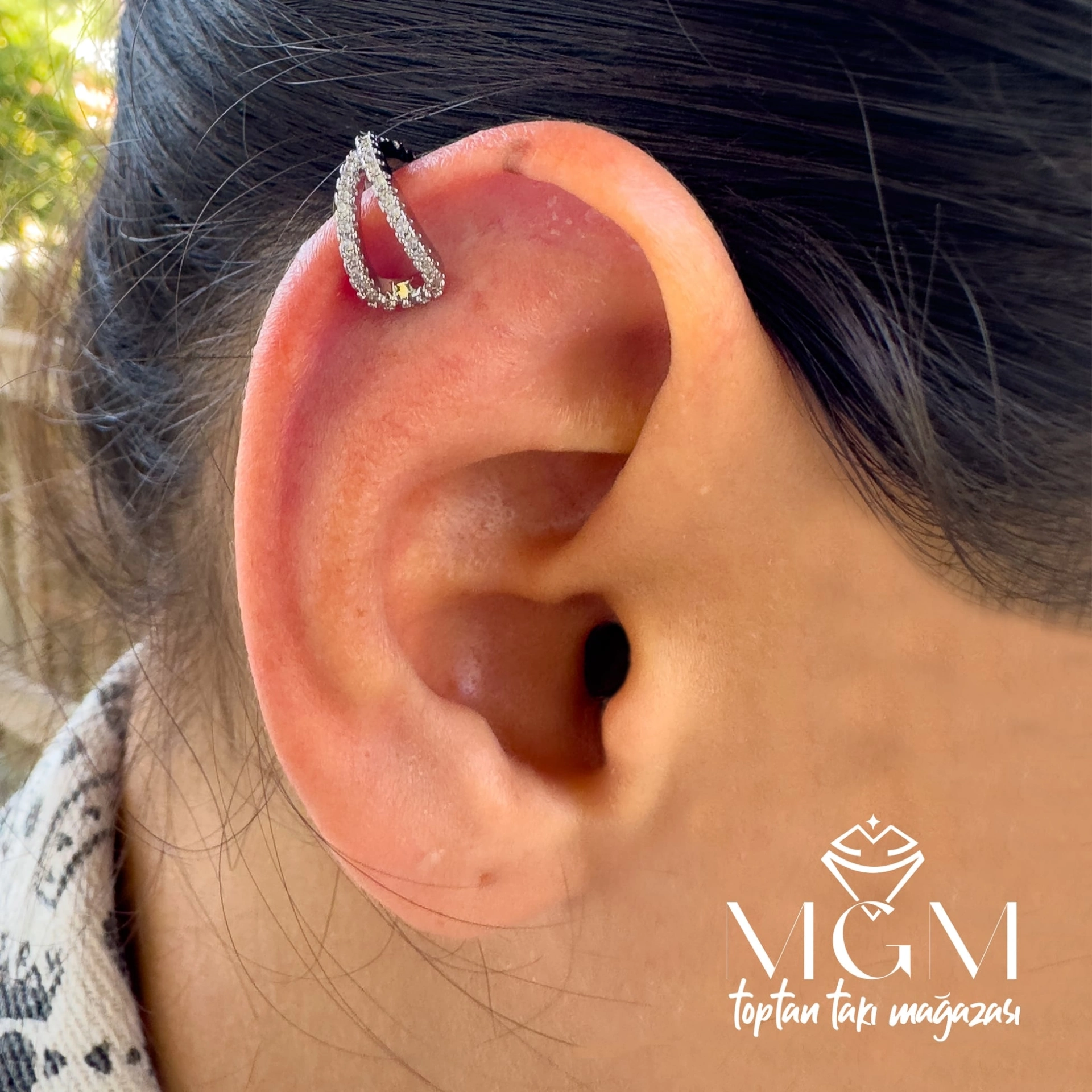 Kıkırdak Küpesi Earcuff