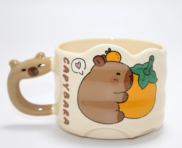 Capybara Figürlü Yayvan Formlu Porselen Kupa Bardak Alk5044
