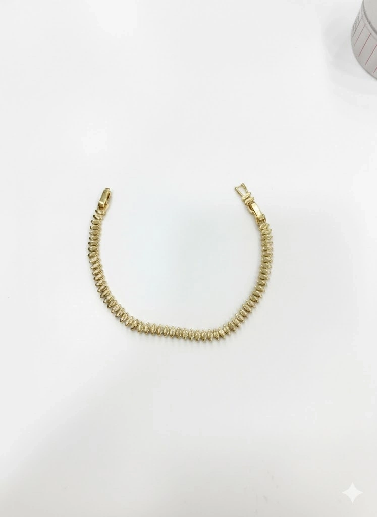 Oval Sıralı Cm Bileklik